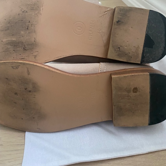 Felt Chanel boots size 10 - Picture 3 of 6